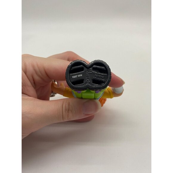 Fisher-Price Little People Bendable Elena Figure - Preschool Toy for Imaginative - Picture 8 of 8